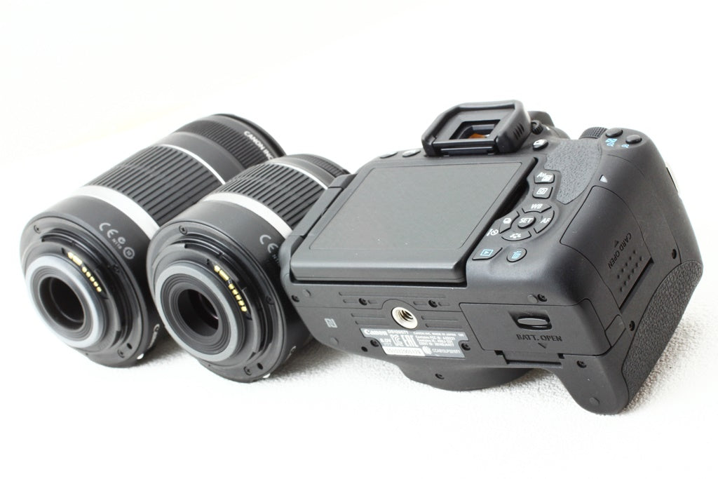 極上品◆Canon EOS Kiss X8i Wレンズキット