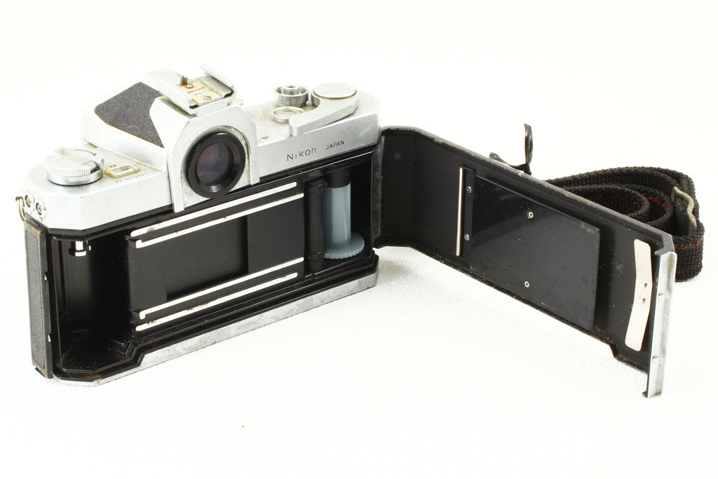 ジャンク品◆Nikon Nikomat FT ボディ