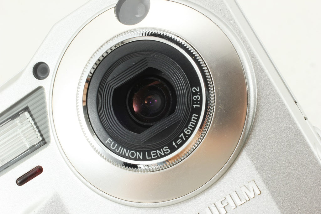 格安品◆FUJIFILM FinePix 2700