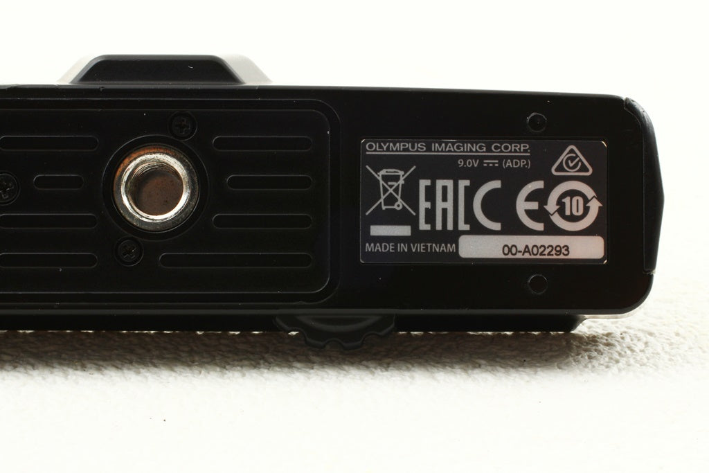 美品◆Olympus OM-D E-M5 MarkII用 HLD-8G