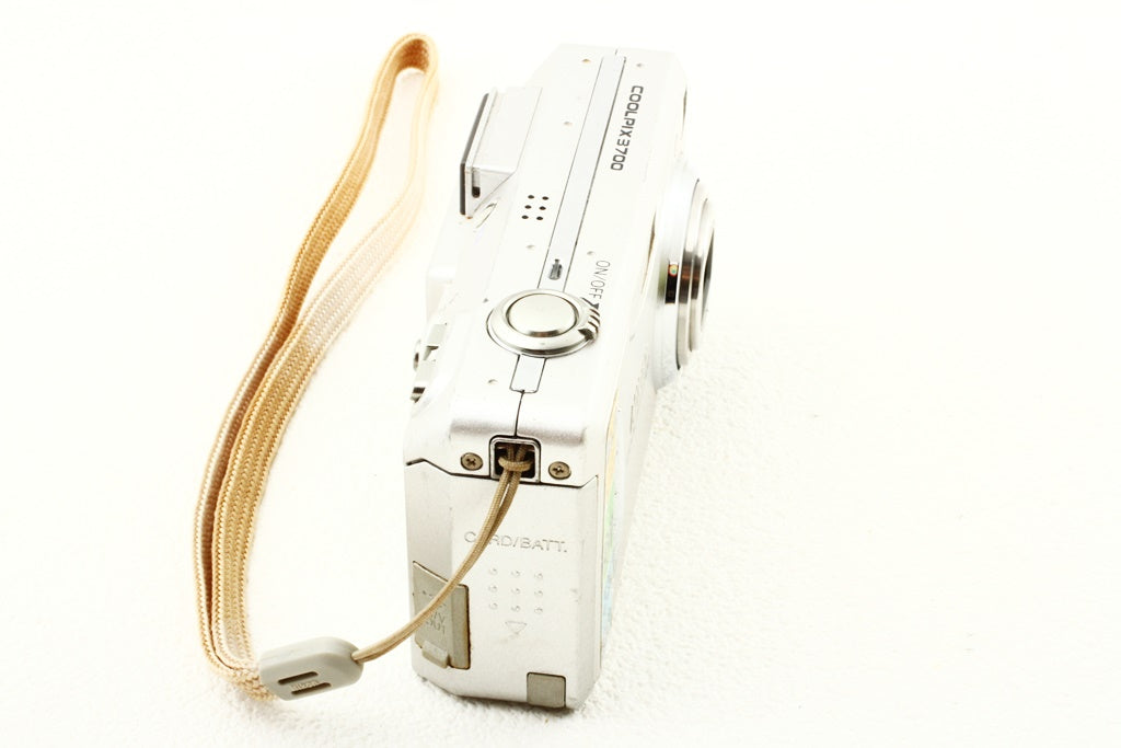 ジャンク品◆Nikon COOLPIX 3700