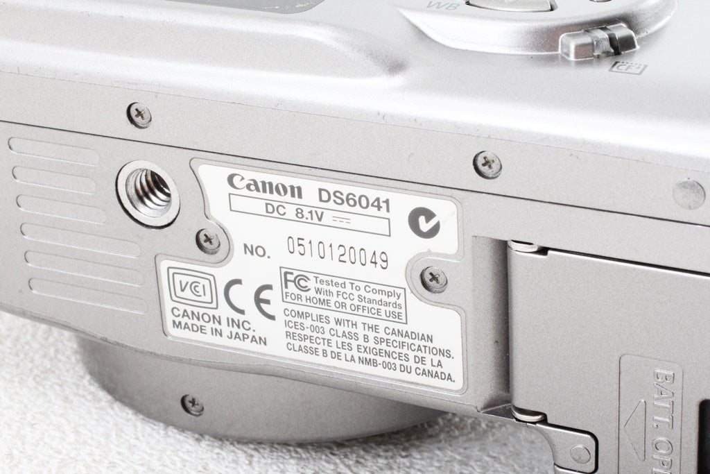 外観美品◆Canon EOS Kiss Digital X レンズキット