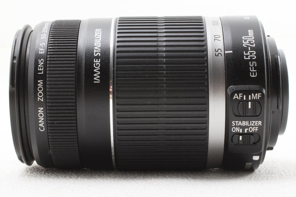美品◆Canon EF-S 55-250mm F4-5.6 IS
