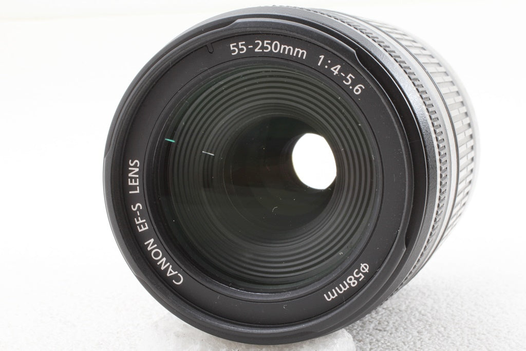 美品◆Canon EF-S 55-250mm F4-5.6 IS
