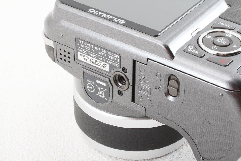美品◆OLYMPUS SP-550UZ