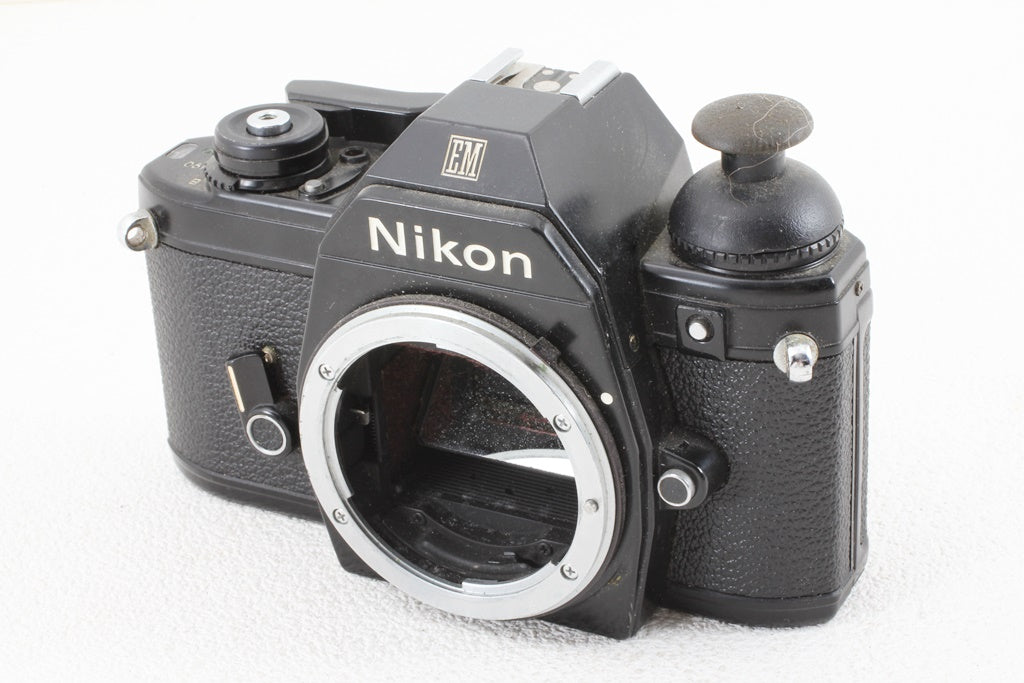 格安品◆NIKON EM ボディ