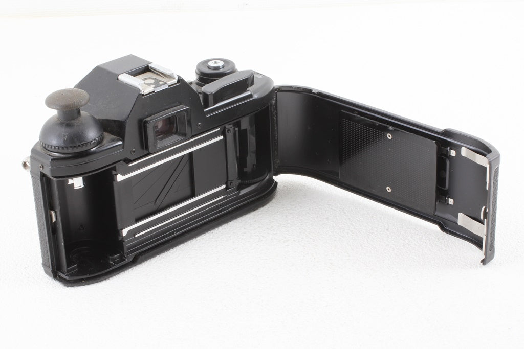 格安品◆NIKON EM ボディ