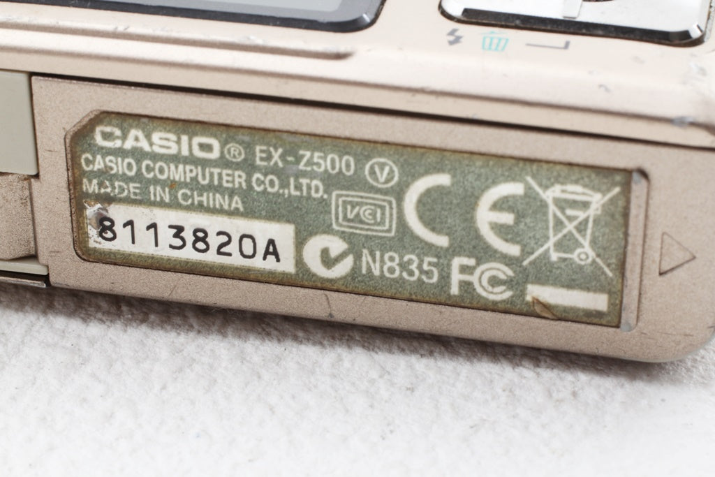 美品◆CASIO EXILIM EX-Z500