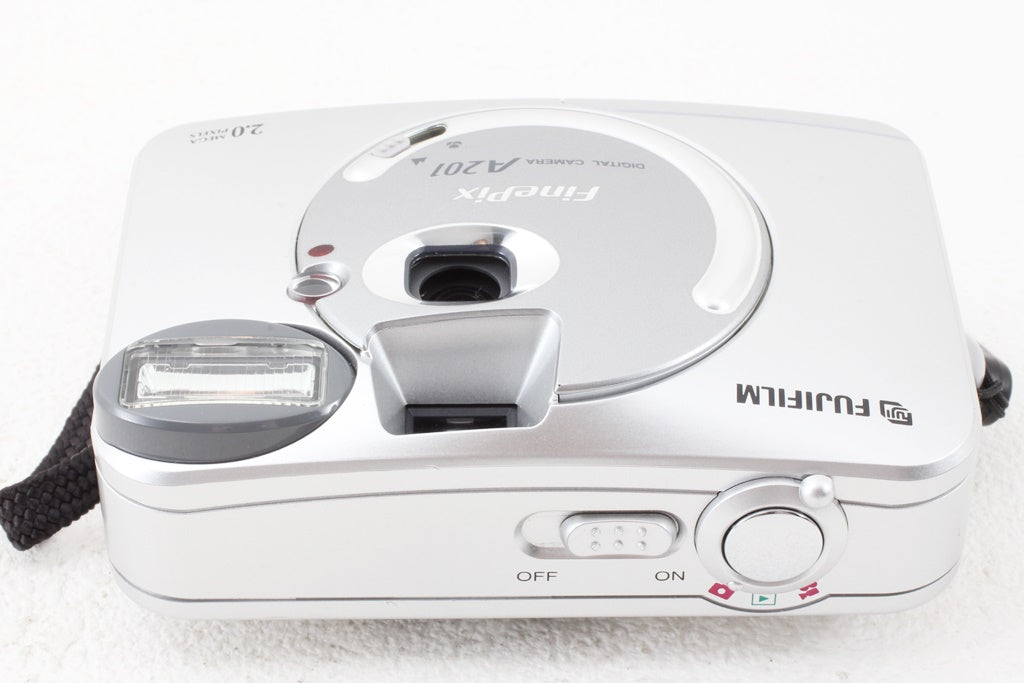 外観極上品◆FUJIFILM FinePix A201