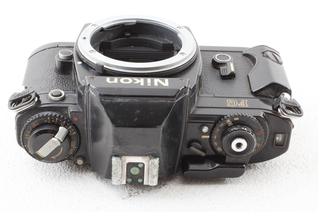 ジャンク品◆NIKON FG ボディ