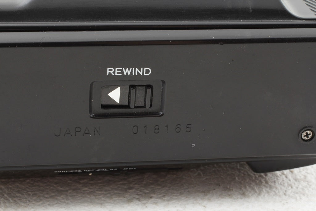 外観美品◆YASHICA T AF-D Carl Zeiss Tessar 3.5/35