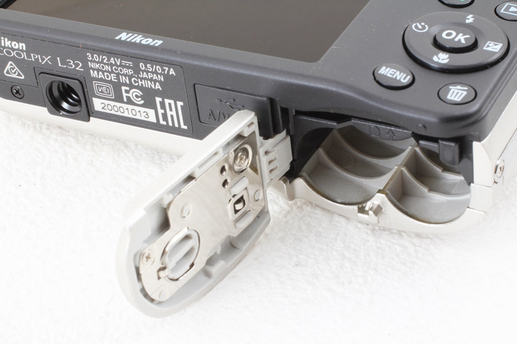 美品◆Nikon COOLPIX L32