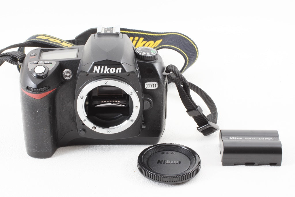 ジャンク品◆Nikon D70 ボディ