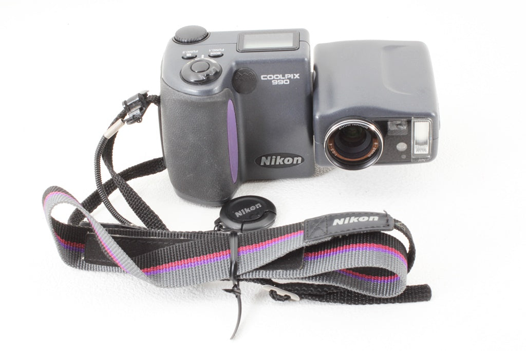 ジャンク品◆Nikon COOLPIX 990