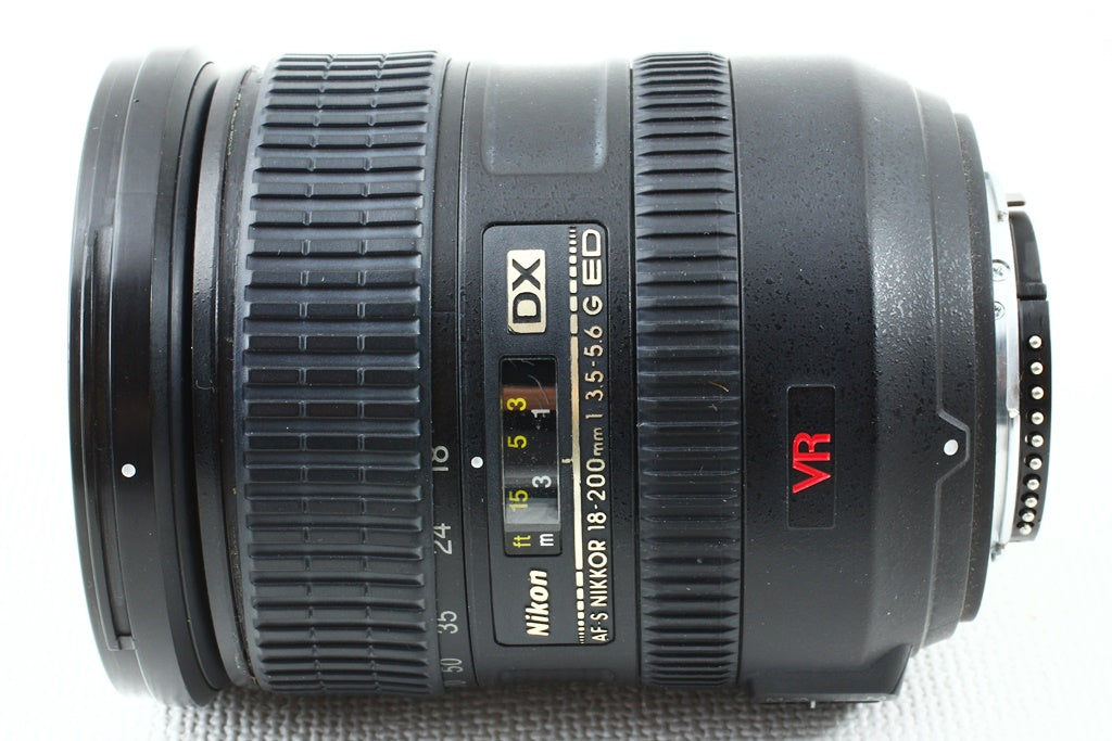 Good condition NIKON AF-S DX 18-200mm F3.5-5.6G ED VR Zoom lens