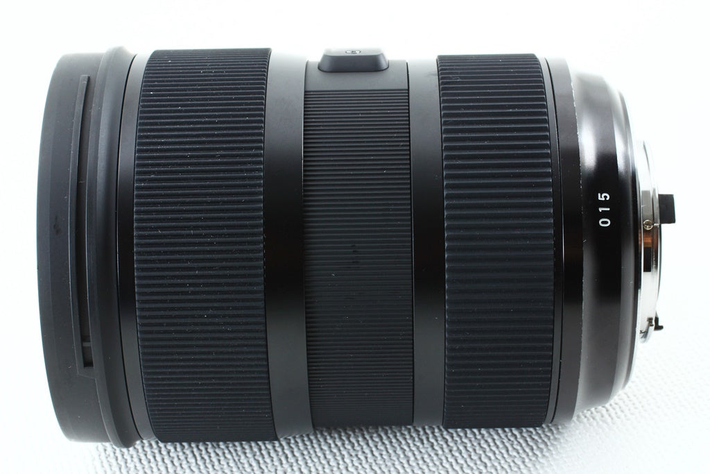 Excellent quality ◆ SIGMA Art 24-35mm F2 DG HSM Nikon ◆ Large aperture wide-angle zoom lens