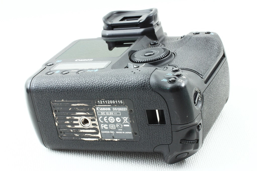 Excellent condition ◆Canon CANON EOS-1D Mark IV (4) ◆16.1 megapixel digital single-lens camera