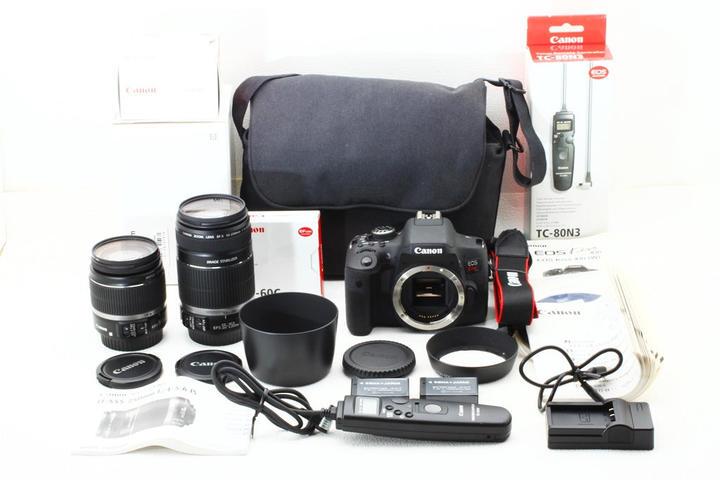 極上品◆Canon EOS Kiss X8i Wレンズキット