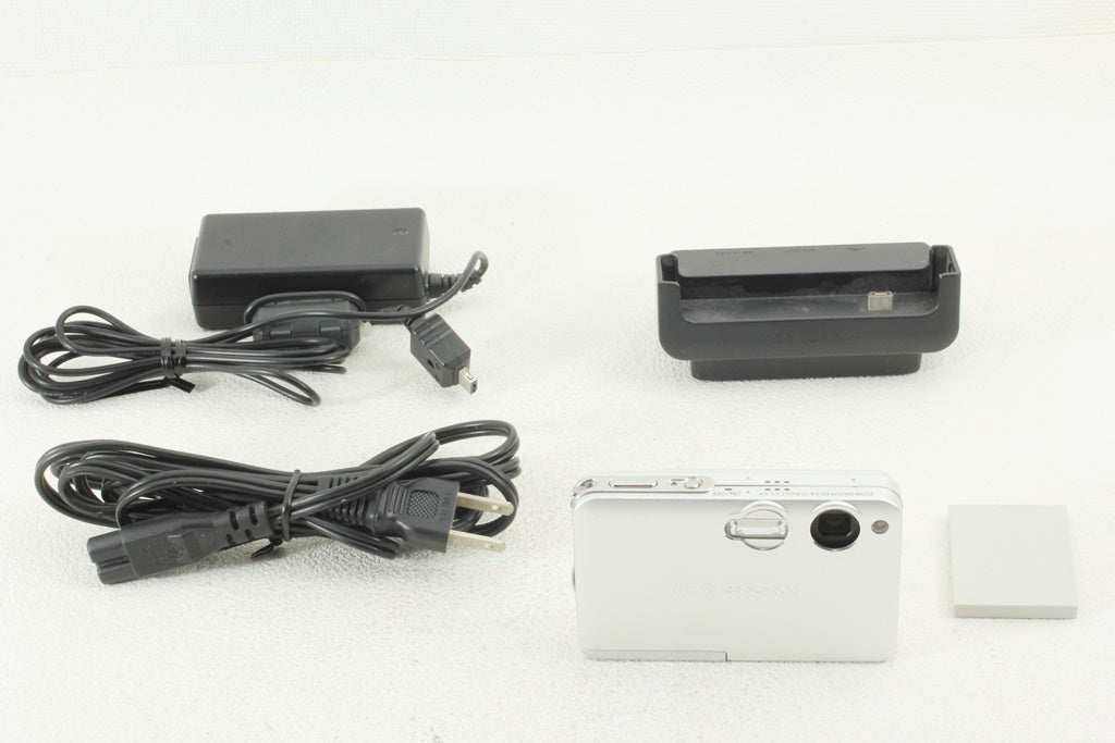 極上品◆Nikon COOLPIX S1 コンデジ