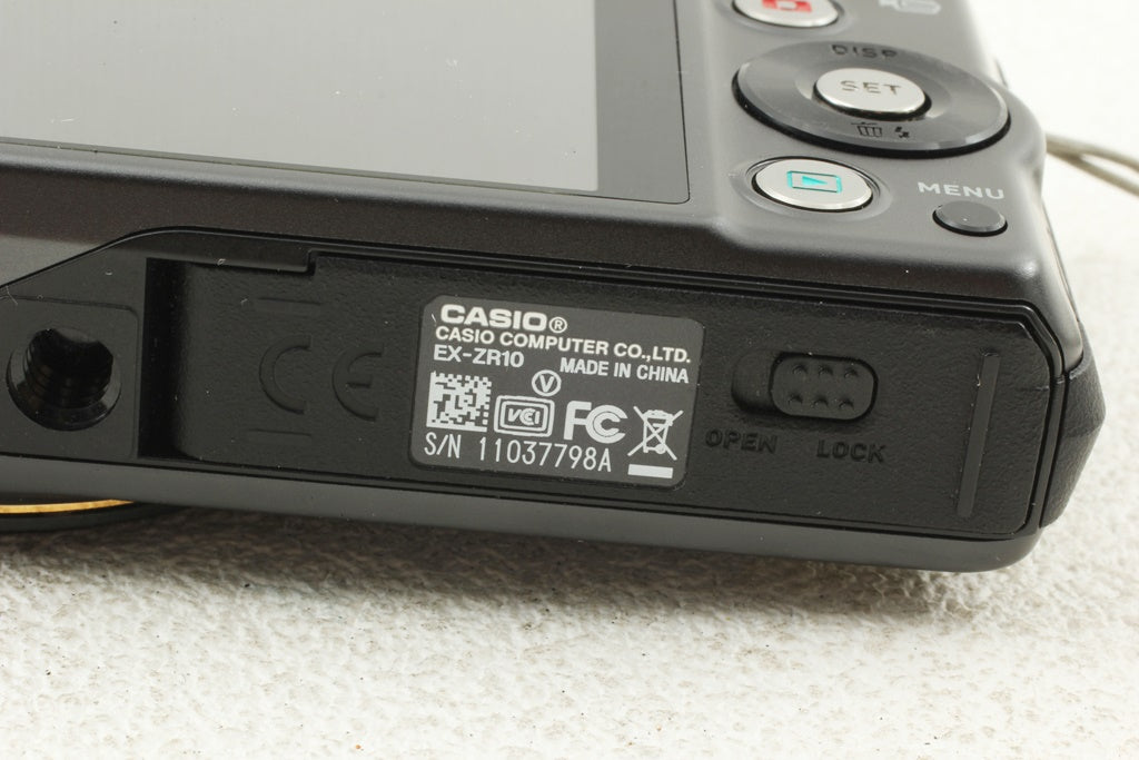 極上品◆CASIO High Speed EXILIM EX-ZR10