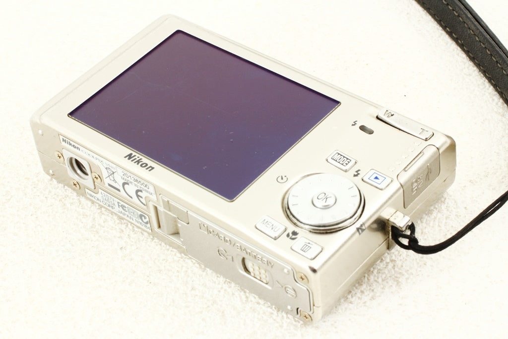 ジャンク品◆Nikon COOLPIX S510 コンデジ
