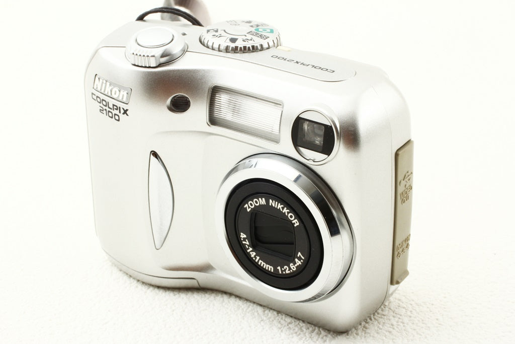 美品◆Nikon COOLPIX 2100 コンデジ