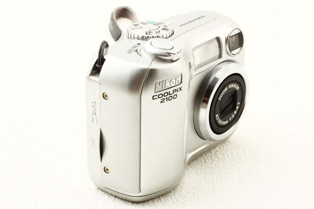 美品◆Nikon COOLPIX 2100 コンデジ