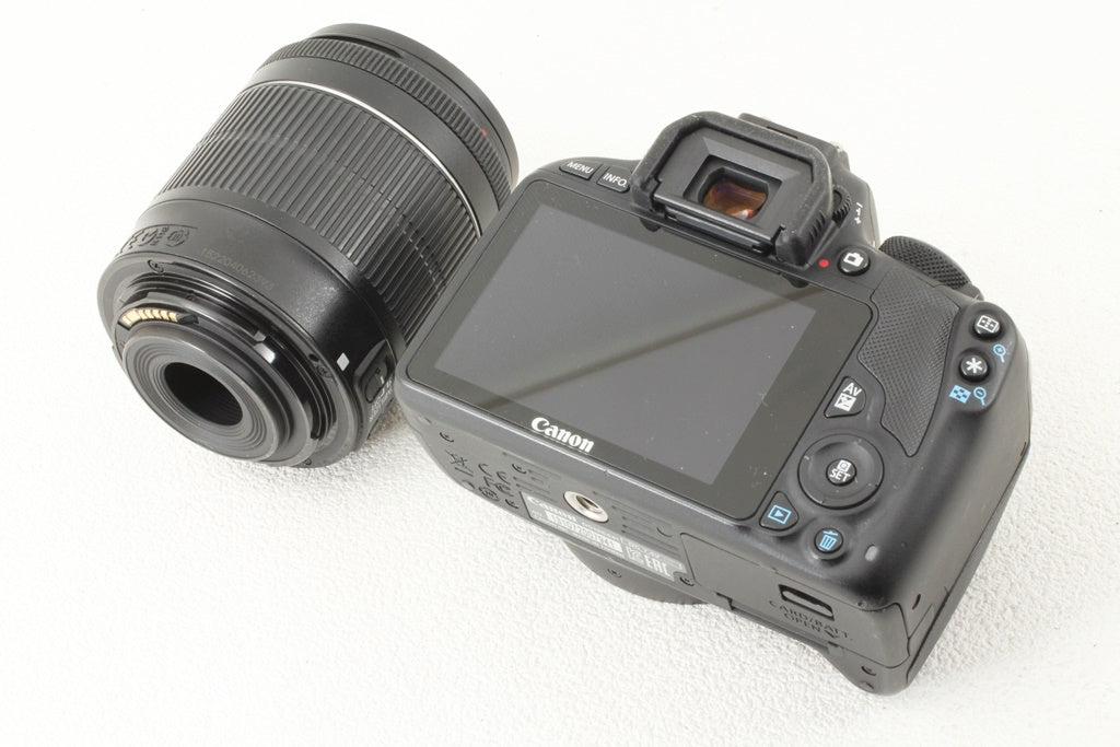 美品◆Canon EOS Kiss X7 + EF-S18-55