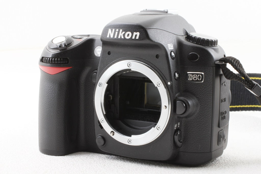 ジャンク品◆Nikon D80 ボディ