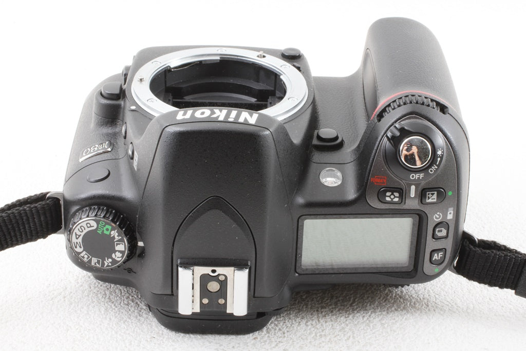 ジャンク品◆Nikon D80 ボディ