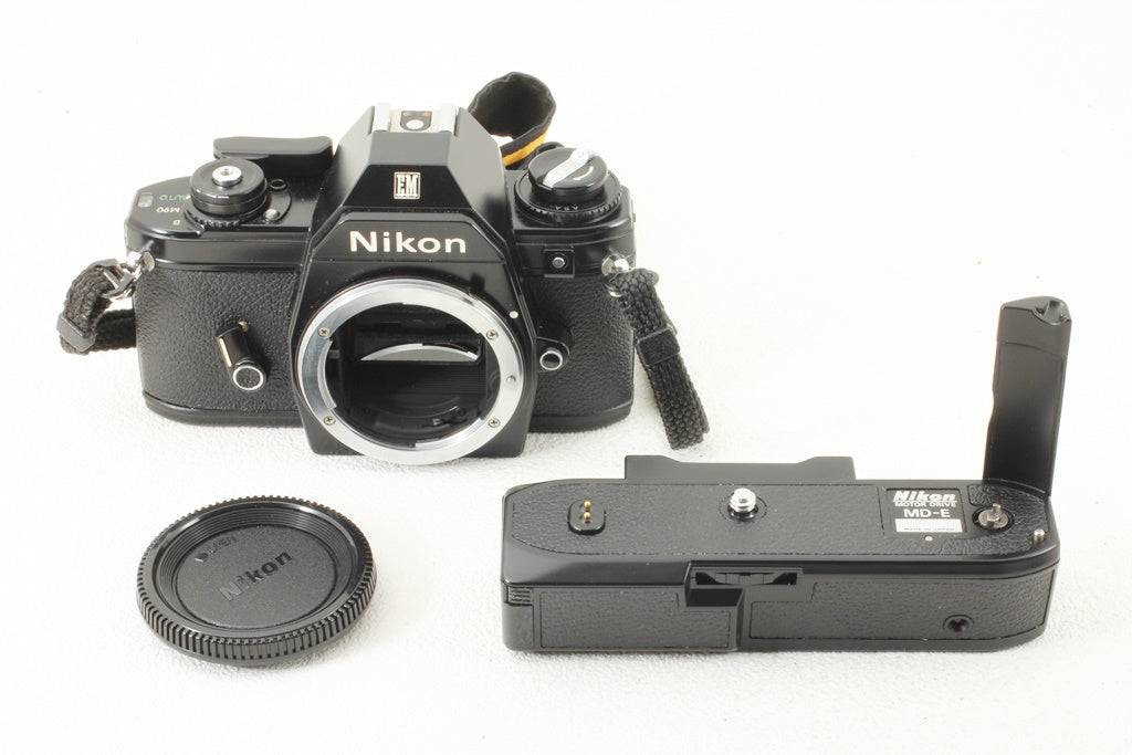 美品◆NIKON EM ボディ
