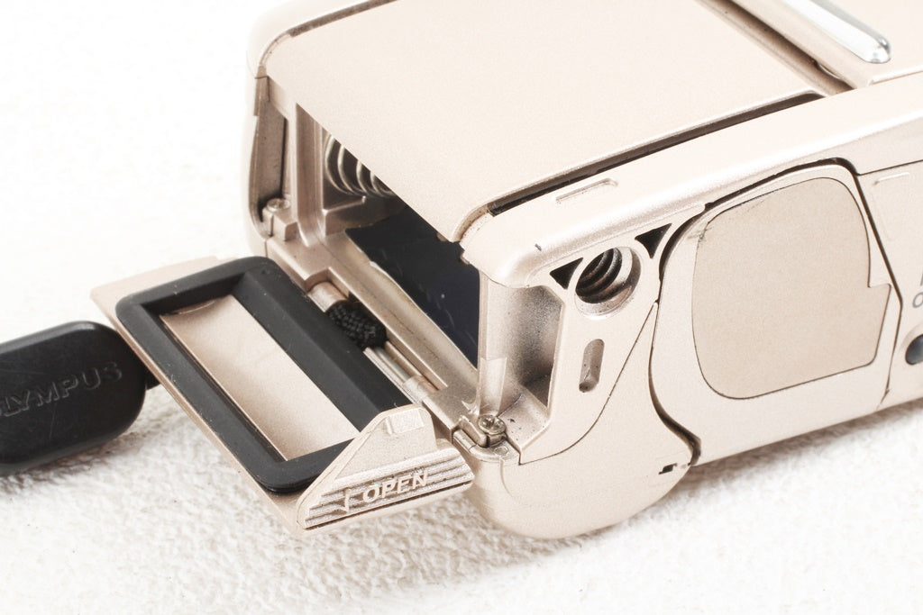 極上品◆OLYMPUS i zoom 60