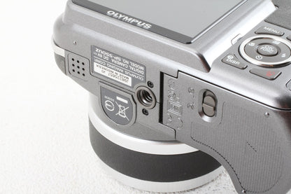 美品◆OLYMPUS SP-550UZ