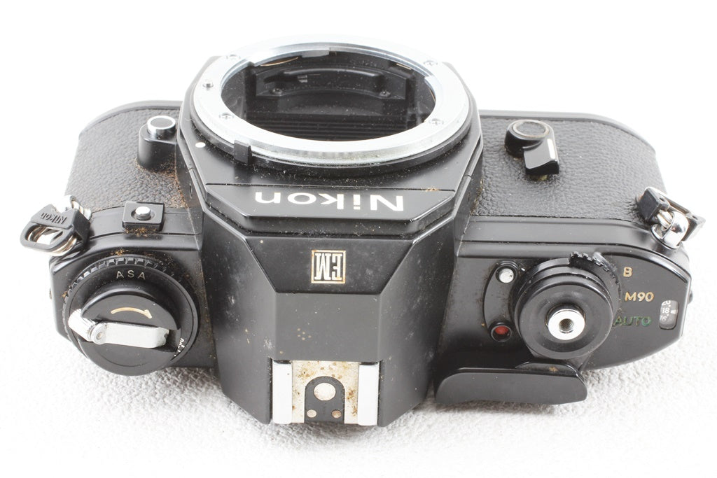 ジャンク品◆NIKON EM ボディ