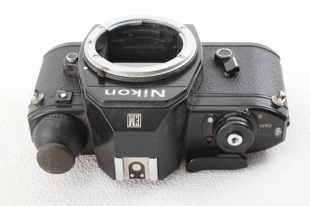格安品◆NIKON EM ボディ