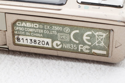 美品◆CASIO EXILIM EX-Z500