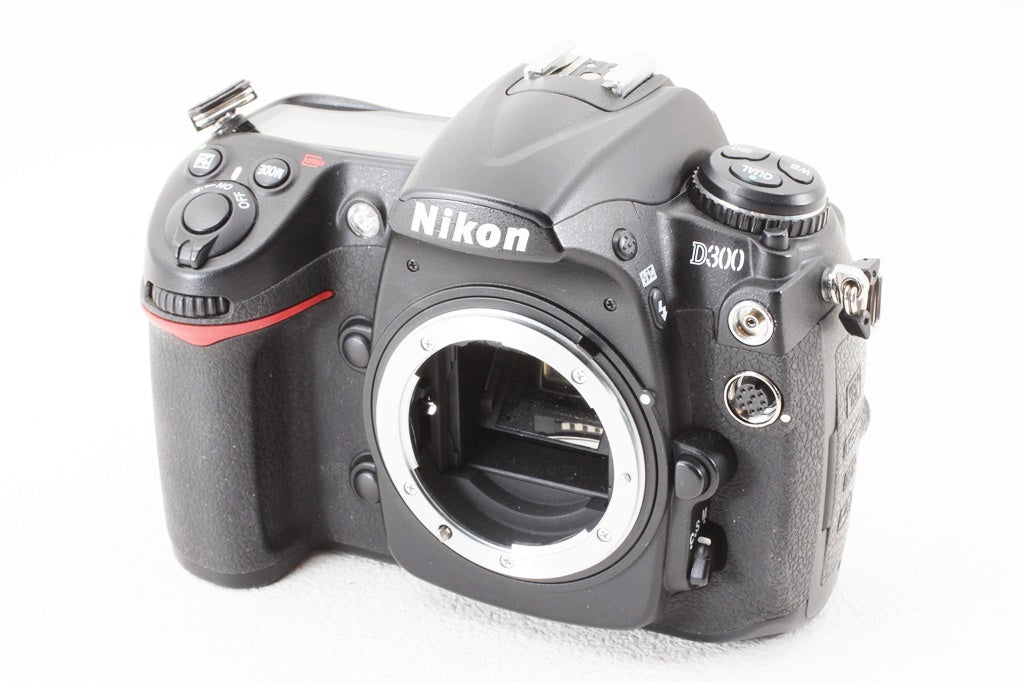 ジャンク品◆Nikon D300 ボディ