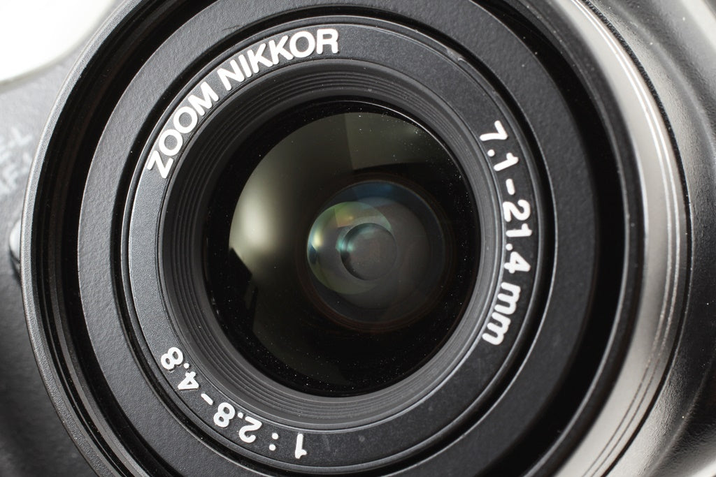 美品◆Nikon COOLPIX 5000