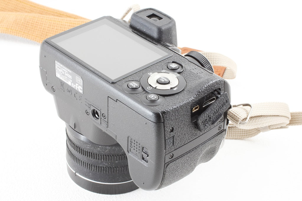 ジャンク品◆FUJIFILM FinePix S4500
