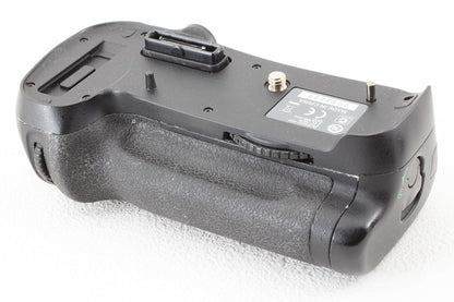 ジャンク品◆Nikon MB-D12 マルチパワーバッテリーパック