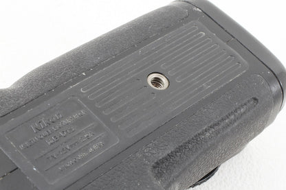 ジャンク品◆Nikon MB-D12 マルチパワーバッテリーパック