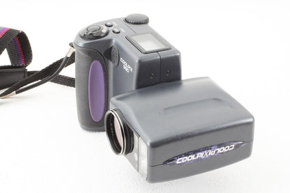 ジャンク品◆Nikon COOLPIX 990