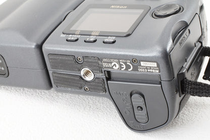 ジャンク品◆Nikon COOLPIX 990