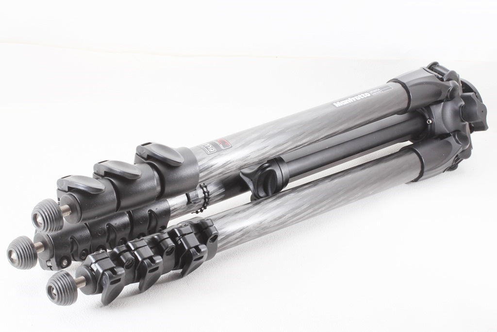 極上品◆Manfrotto MT057C4 カーボン三脚4段
