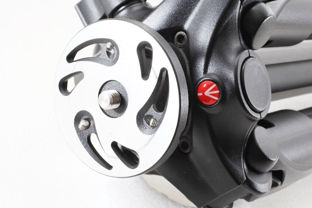 極上品◆Manfrotto MT057C4 カーボン三脚4段