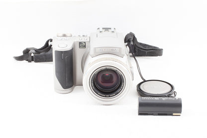 ジャンク品◆FUJIFILM FinePix 4900Z