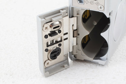 美品◆KONICA MINOLTA DiMAGE X21