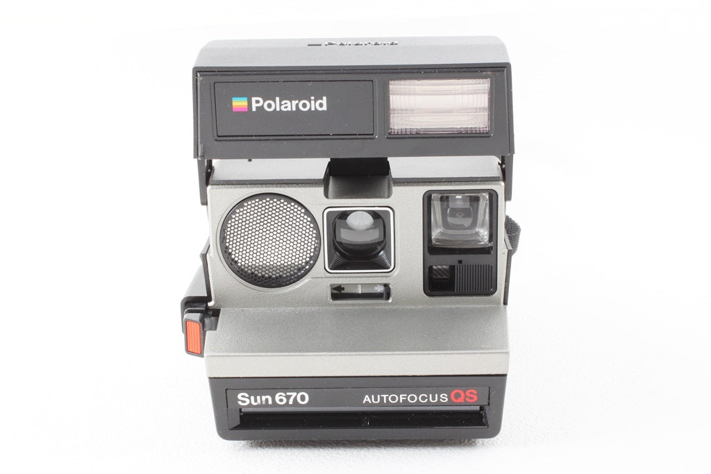 ジャンク品◆Polaroid Sun670 AUTOFOCUS QS