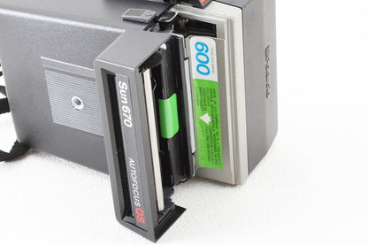 ジャンク品◆Polaroid Sun670 AUTOFOCUS QS