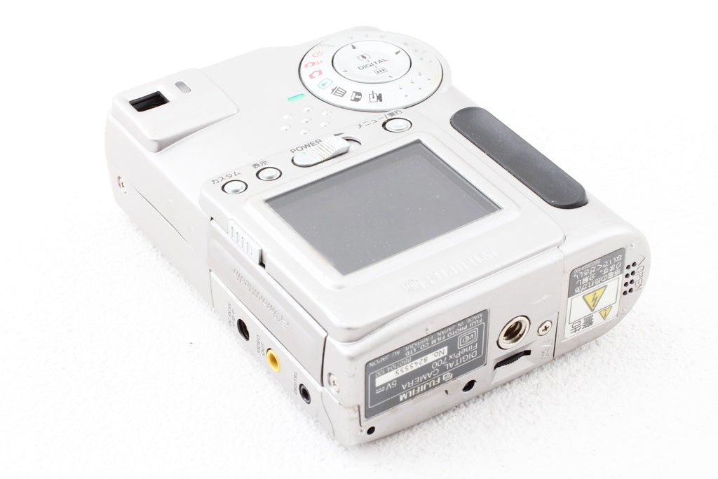 ジャンク品◆FUJIFILM FinePix 700